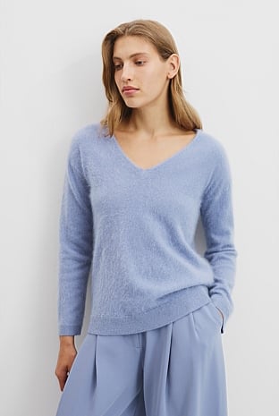 Cashmere V-Neck Neck Knit