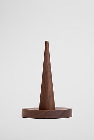 Sierra Ring Stand