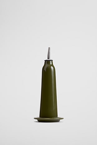 Elliot Oil Pourer