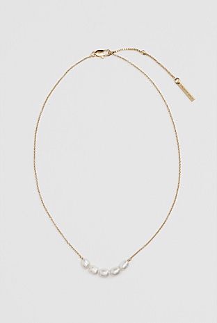 Mia Freshwater Pearl Necklace
