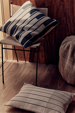 Ezra 60x60 Cushion