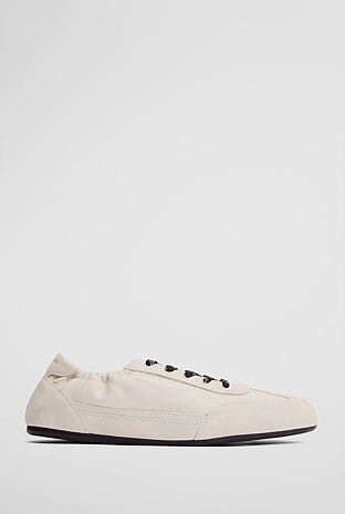 Mica Sneaker