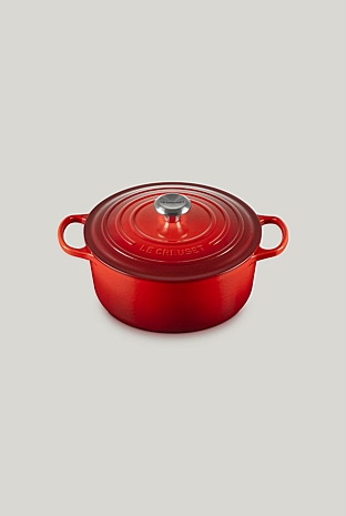 Signature Cast Iron Round Casserole 26cm