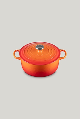 Signature Cast Iron Round Casserole 26cm