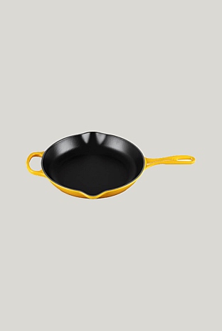 Signature Cast Iron Round Skillet 26cm