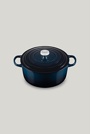 Signature Cast Iron Round Casserole 28cm