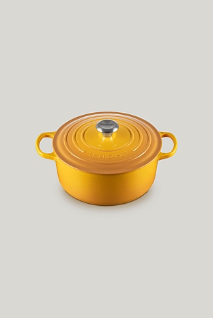 Signature Cast Iron Round Casserole 26cm