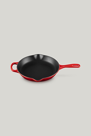 Signature Cast Iron Round Skillet 26cm