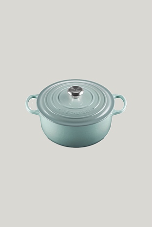 Signature Cast Iron Round Casserole 26cm