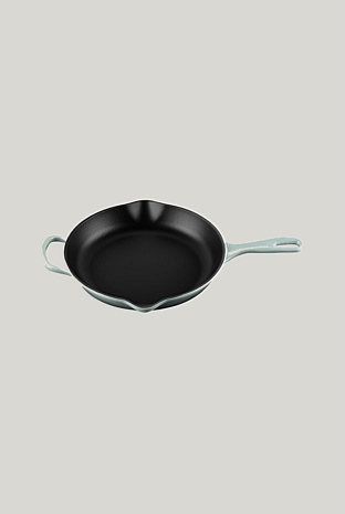 Signature Cast Iron Round Skillet 26cm