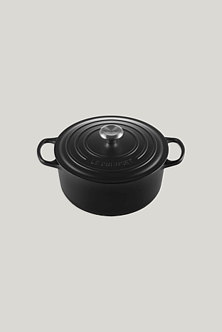 Signature Cast Iron Round Casserole 26cm