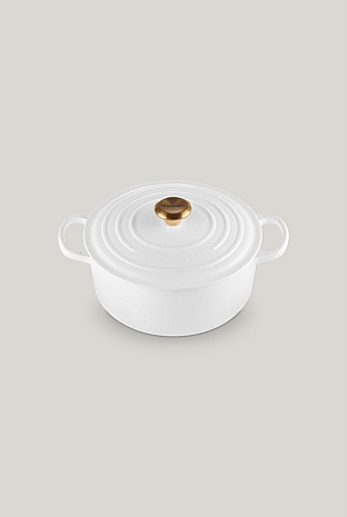 Signature Cast Iron Round Casserole 26cm