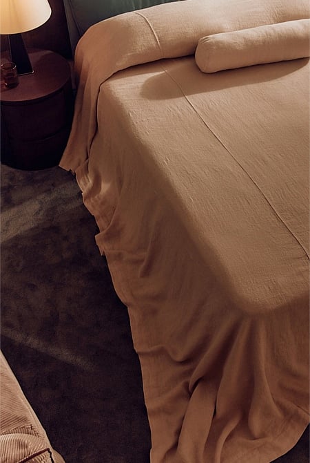 Ines Oversized Bed Cover