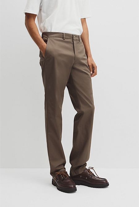 Regular Fit Travel Trouser