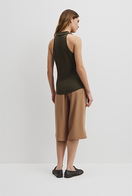 V-Neck Neck Drape Top
