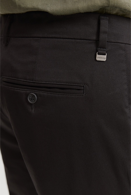 Regular Fit Travel Trouser Regular Fit Travel Trouser