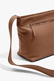 Country road sling bag hotsell