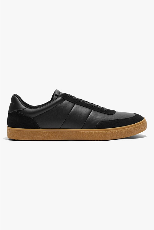 Black gum hotsell sole sneakers