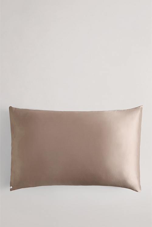 Silk pillowcase country on sale road