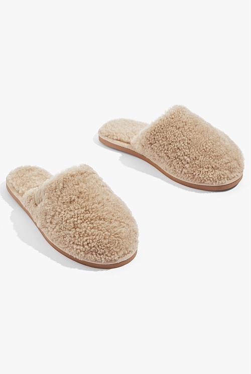 Country road online slippers