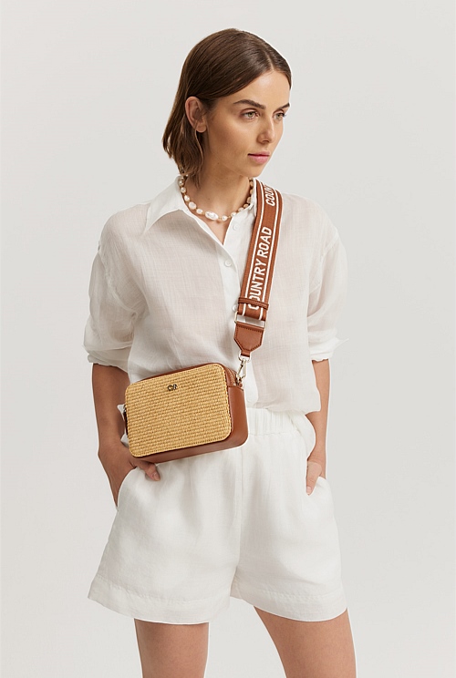 Country road discount woven crossbody bag