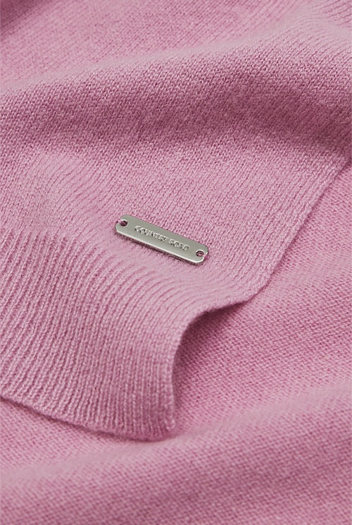 Cable Detail Cape